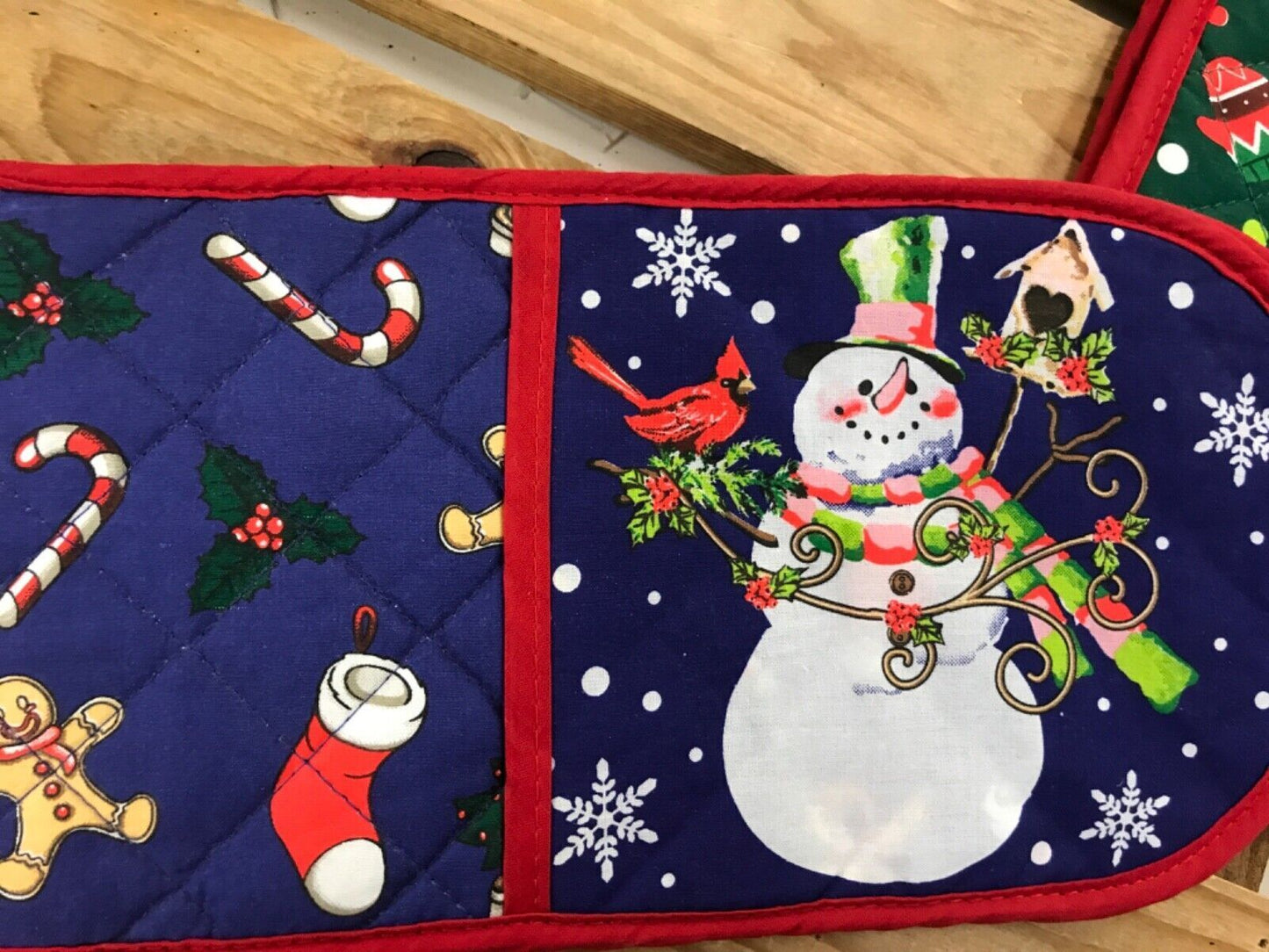 Christmas/Snowman Double Oven Mitt Pot Holder NWOT set of 2 Casserole