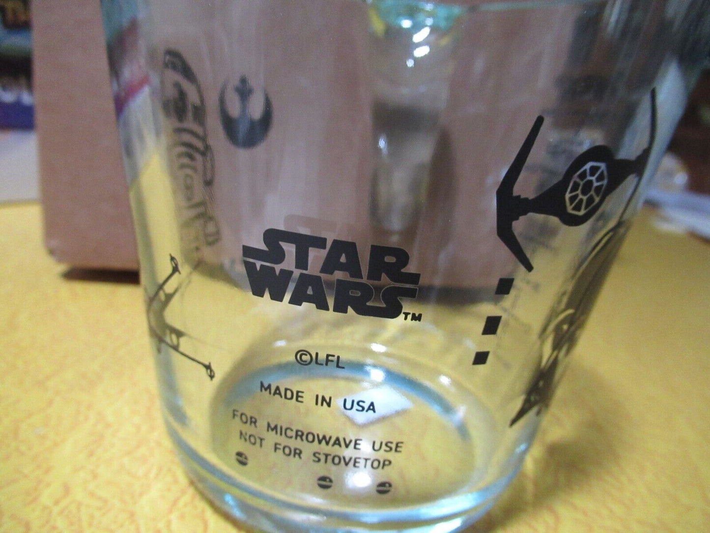 Pyrex Star Wars Glass Measuring Cup (2 Cup) Clear/Black Fast Ship NEW